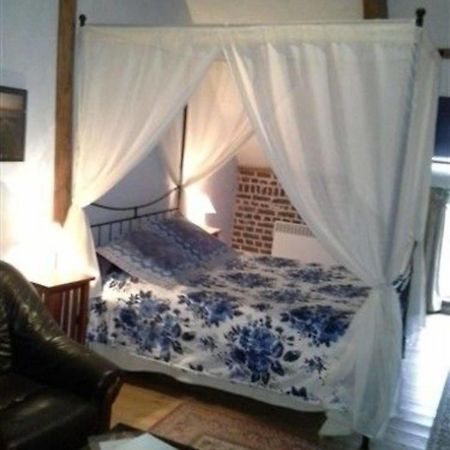 Au Mesnil Le Bas Bray Bed & Breakfast Bures-en-Bray Eksteriør bilde