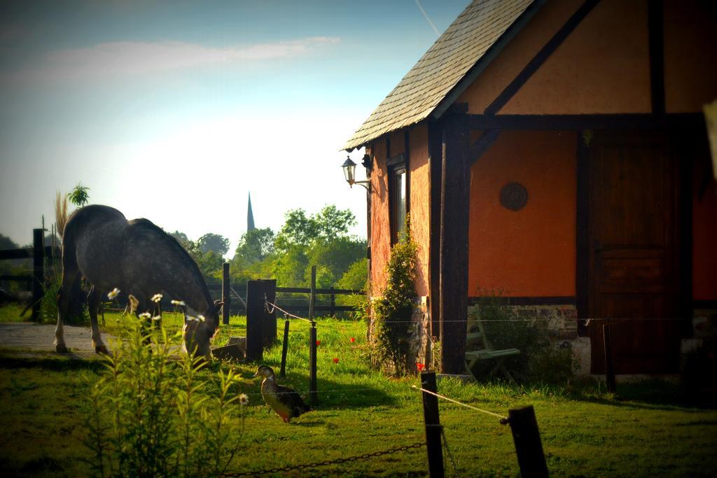 Au Mesnil Le Bas Bray Bed & Breakfast Bures-en-Bray Eksteriør bilde