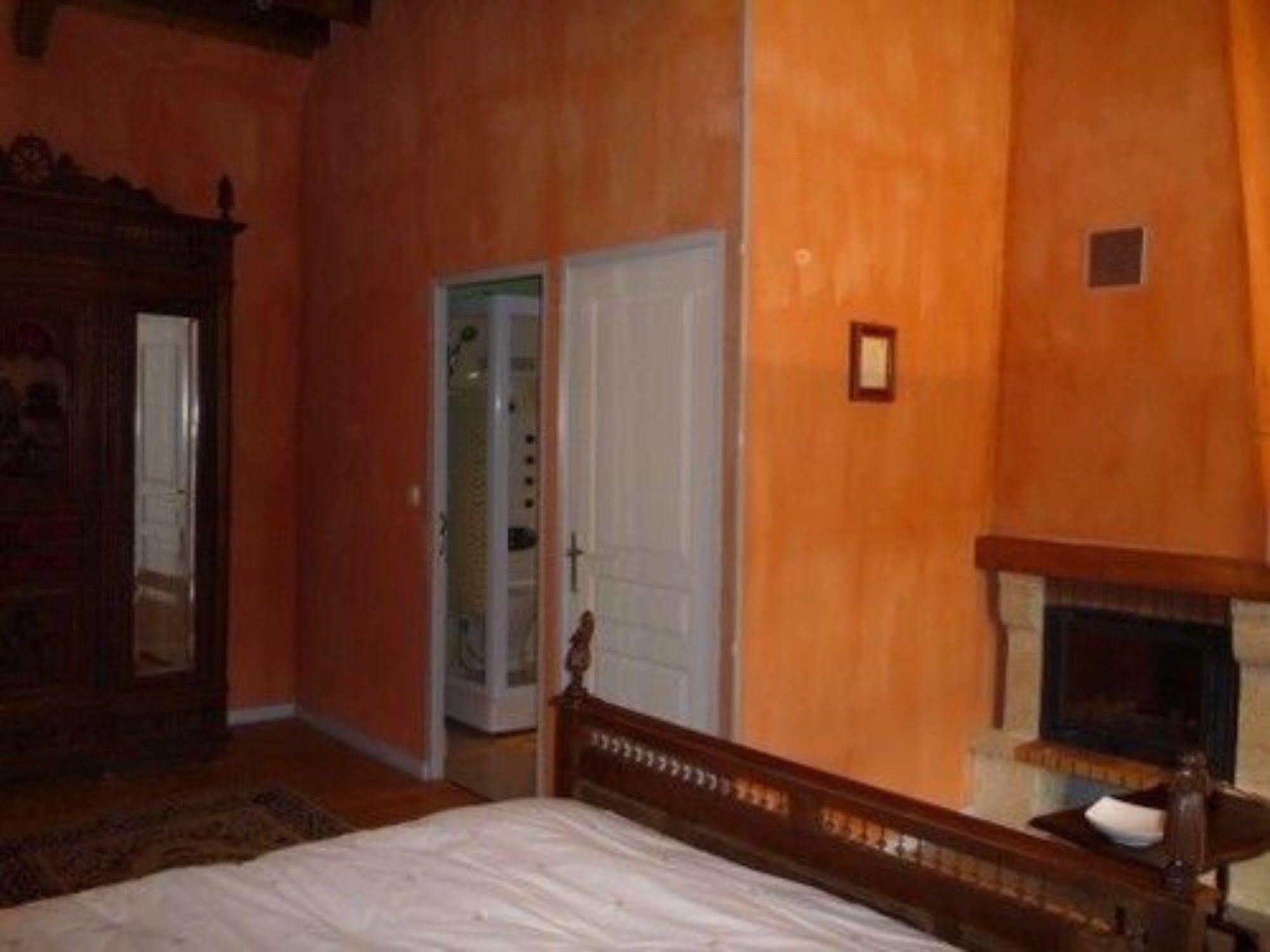 Au Mesnil Le Bas Bray Bed & Breakfast Bures-en-Bray Eksteriør bilde
